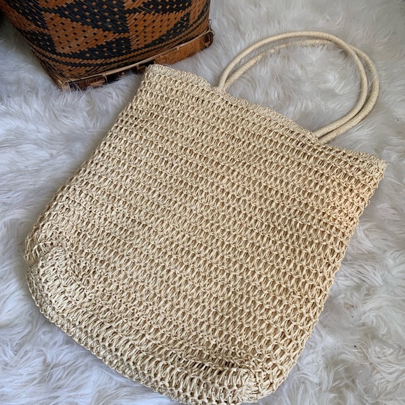 Handbags - 🌴Woven basket bag 🌴